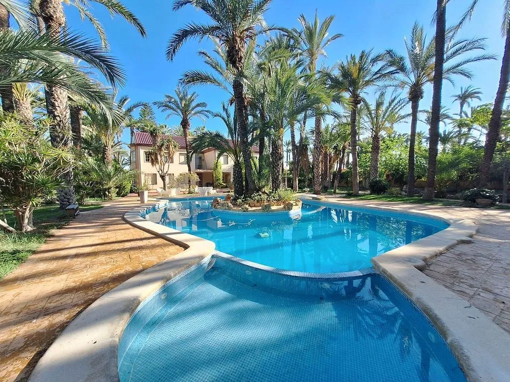 Bassein - Detached House with Spa in Elche