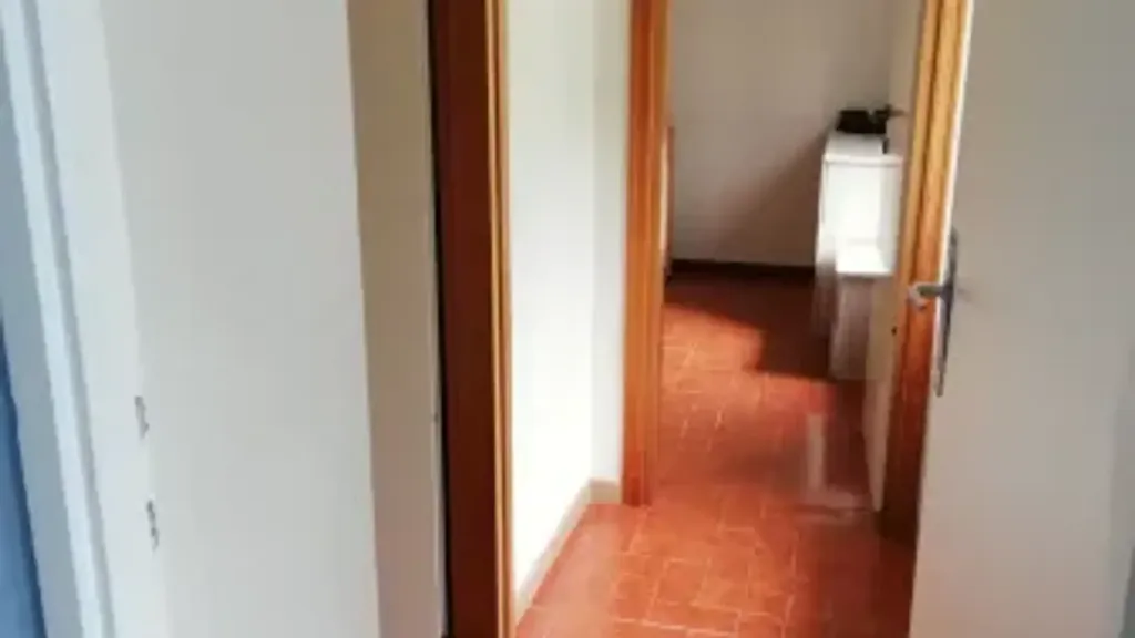 hallway_entrance