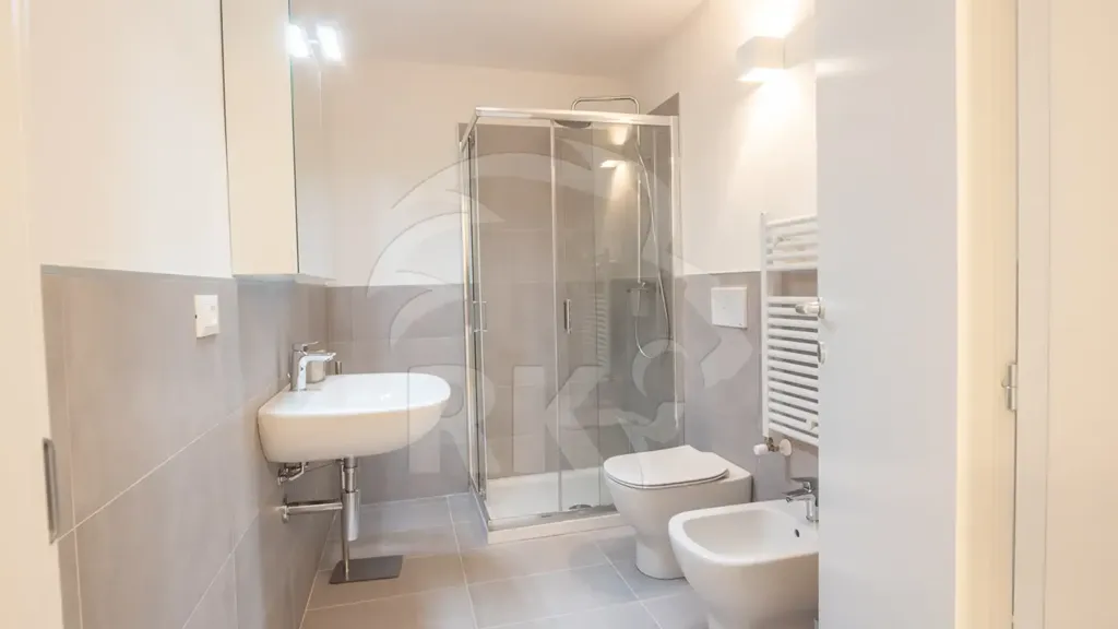 Vannitoad - Newly Built Bilocale with Garden Access in Bologna