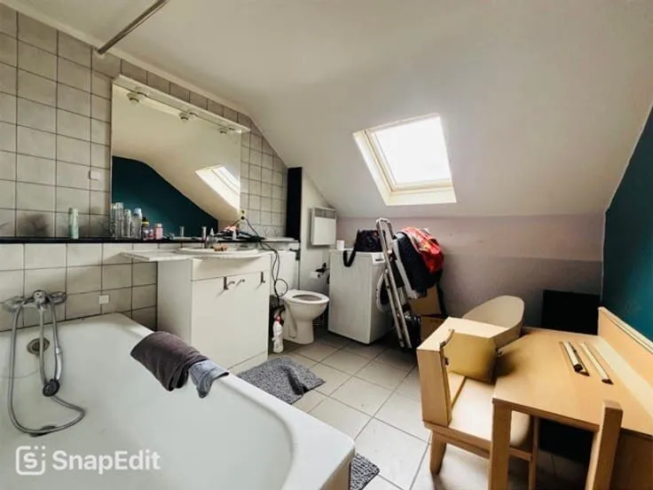 Bathrooms - Apartment in Central Liège