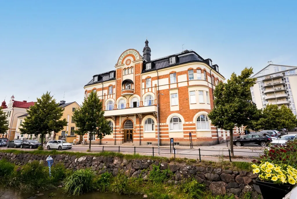 Välivaade - Detached House with Geothermal Heating in Eldstad