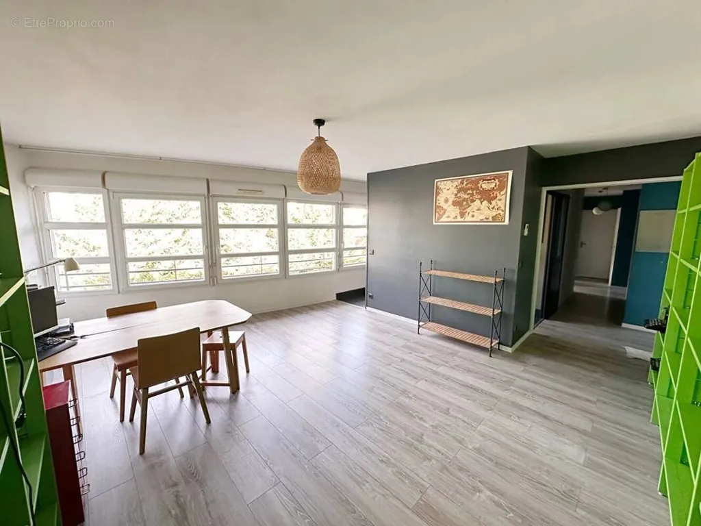 Elutuba - City Centre 3-Bed Flat with Lift