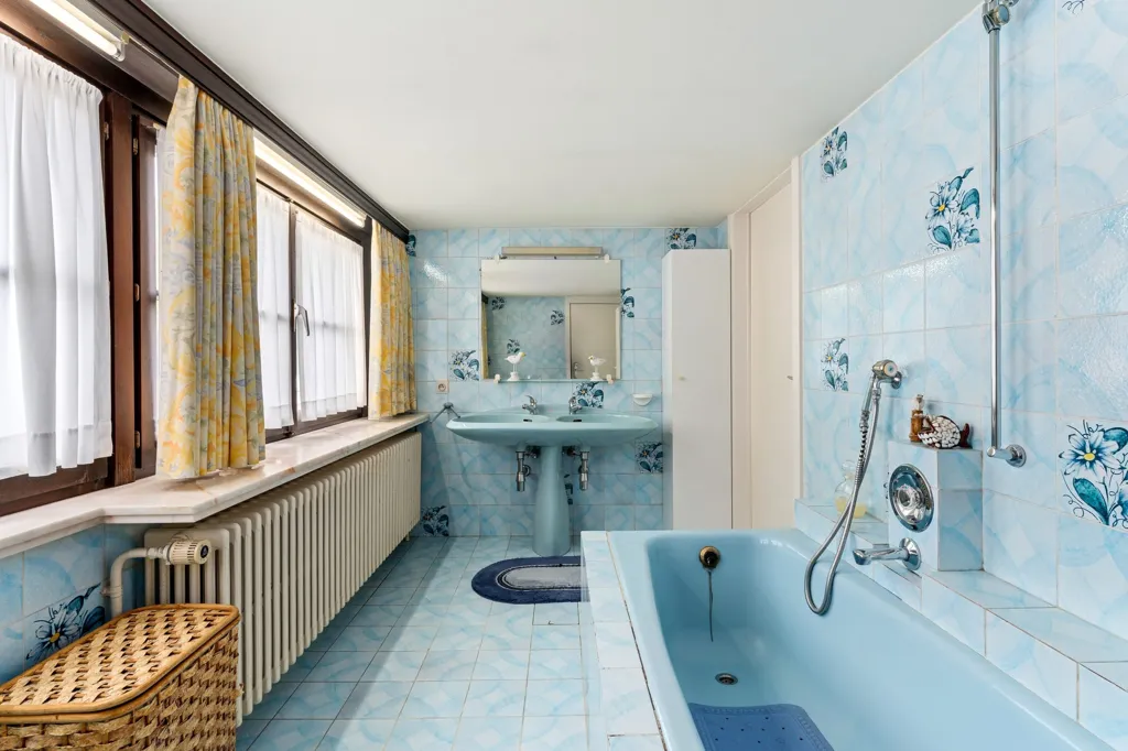 Salles de bain - Villa à Renover près de la Leie à Bissegem