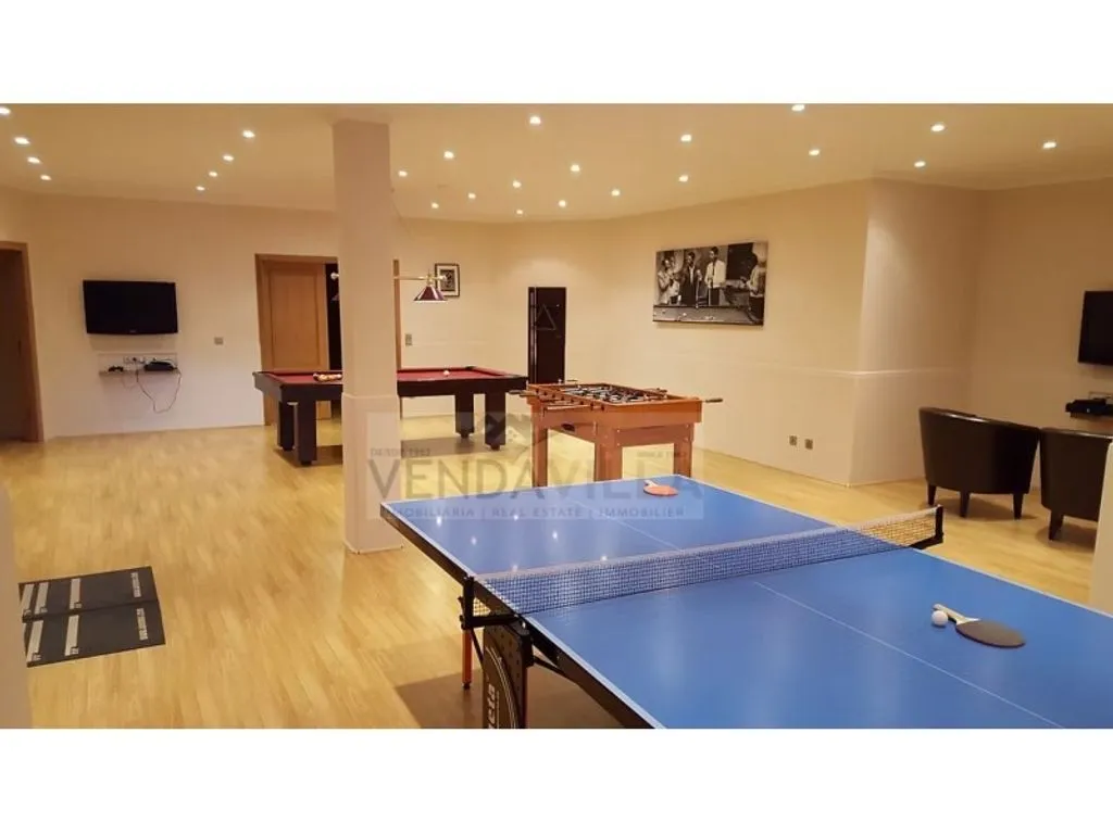 Pièces - Luxury Villa with Pool in Almancil, Loulé
