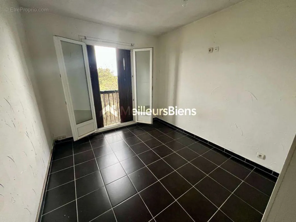 Toad - Perpignan T3 with Balcony and View