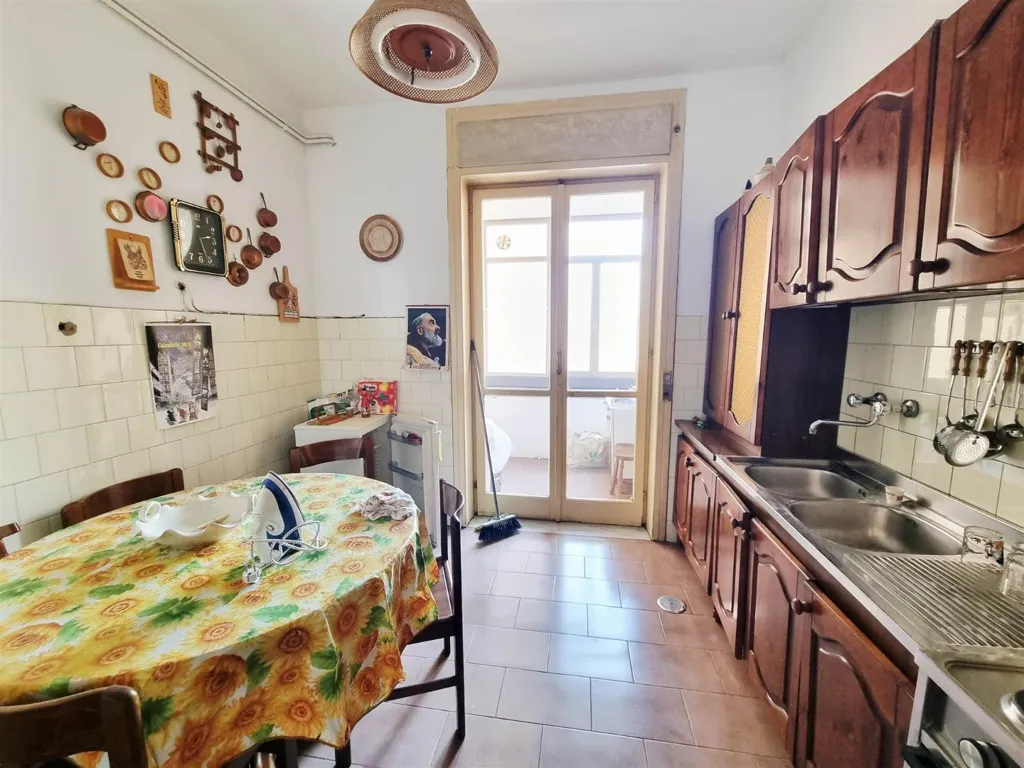 Köök - Apartment with Balcony in Central Montefalcione