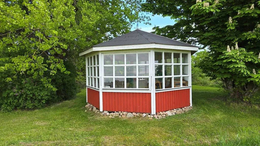 5-toaline maja asukohas Örkelljunga kommun