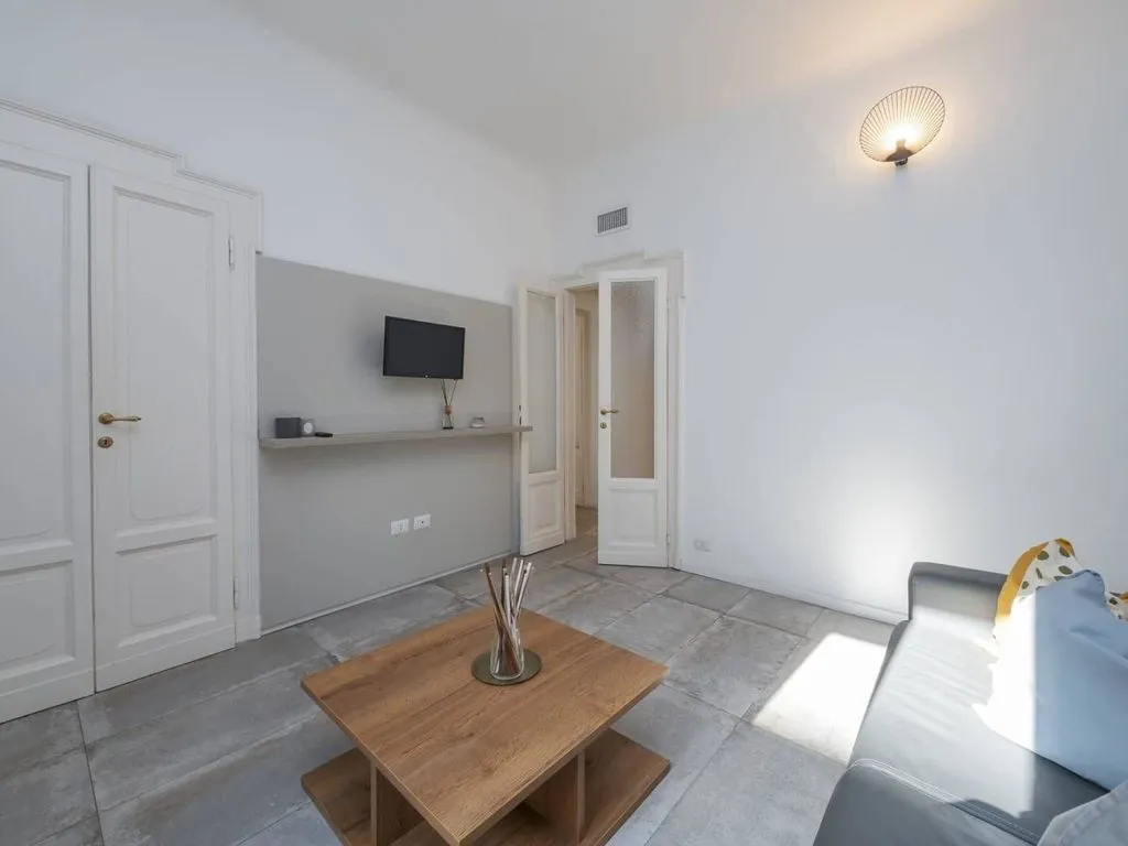 Elutuba - Luxury Apartment in Historic Building, Milan