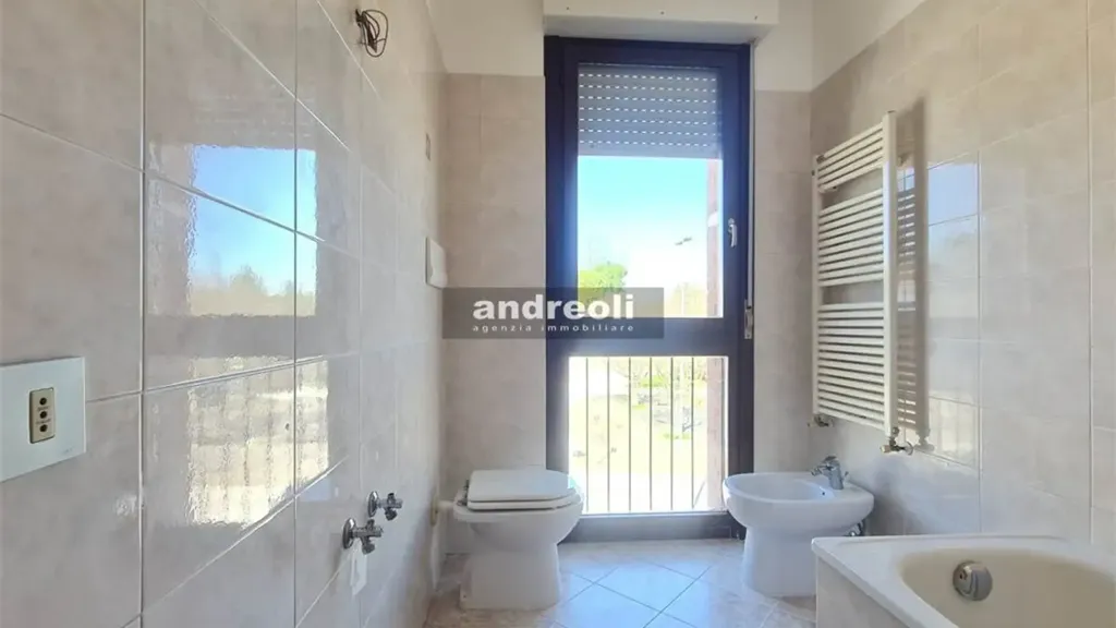 Salles de bain - Bright Apartment with Balcony in Jesi