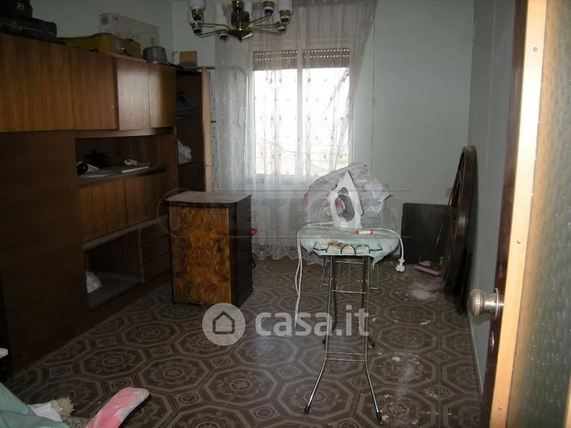 Kabinet - Two-Storey House with Veranda in Caltanissetta