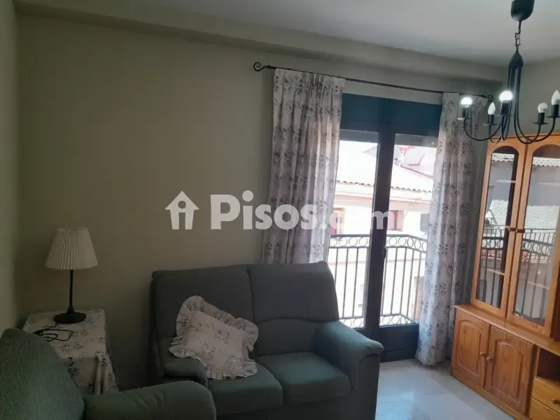 Soggiorno - Furnished Flat with Balcony in Quiet Community
