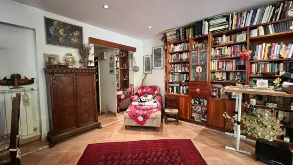 Bureau - Quadrilocale with Private Garden in Monte Verde, Rome