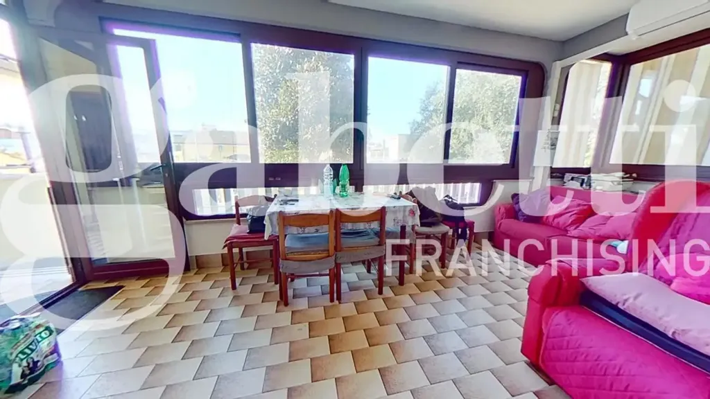 Séjour - Villa with Balcony and Garden in Ladispoli