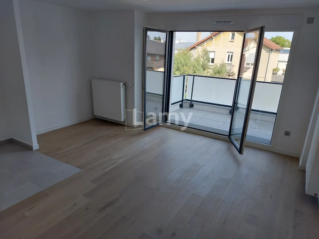 Camere da letto - New Flat with West Balcony near Gare