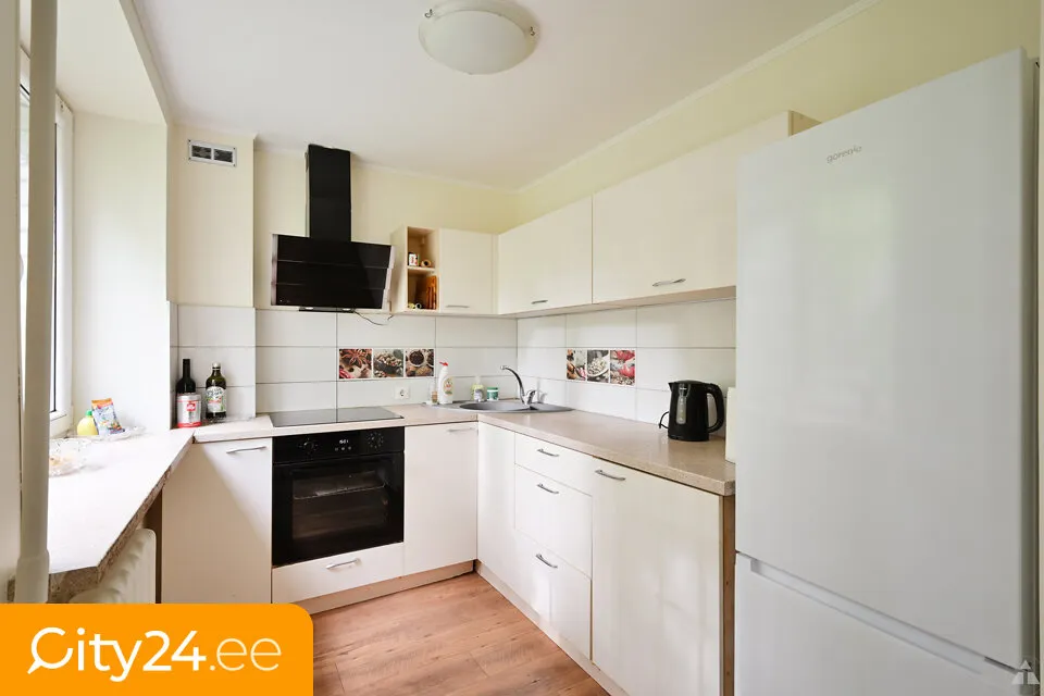 Cuisine - Bright 2-Bedroom Flat in Iļģuciems, Riga