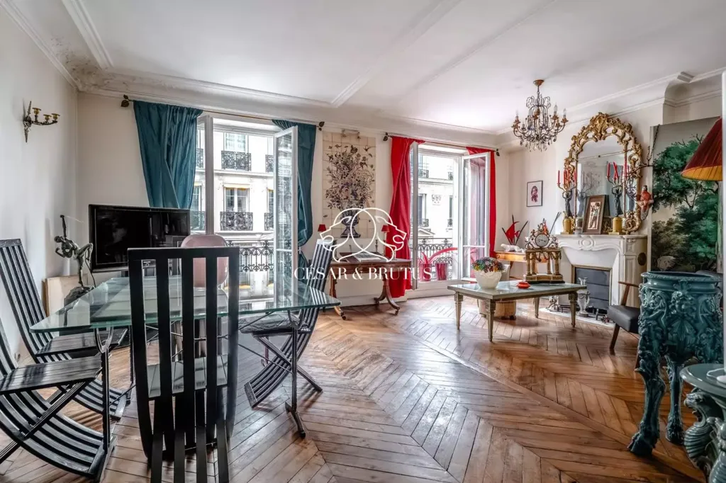 Séjour - Appartement 3 Pièces Haussmannien à Paris 9ème