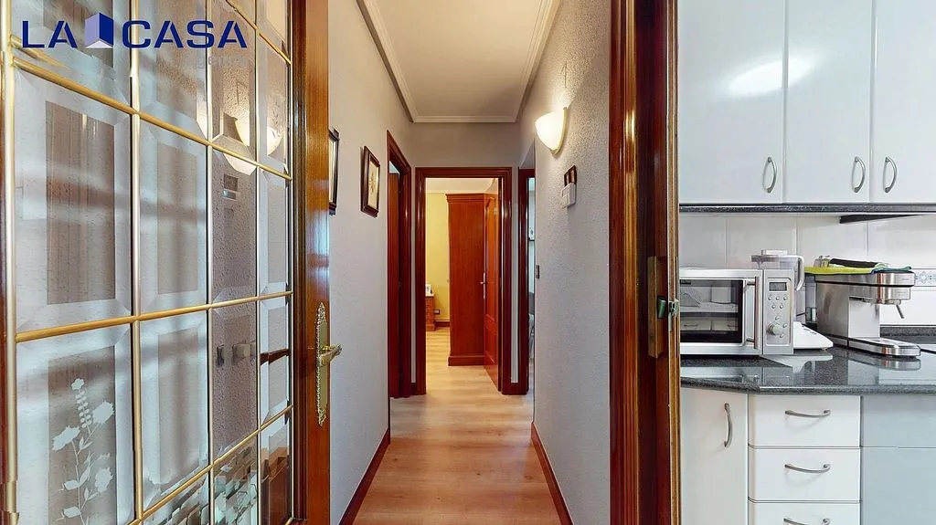Köök - Apartment with Balcony in Arangoiti