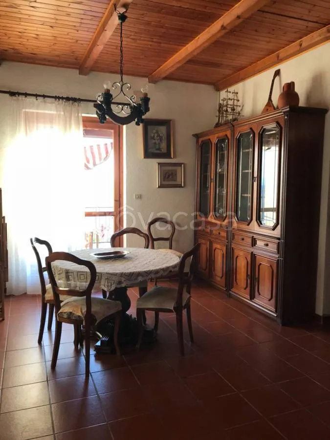 Salle à manger - Rustic Villa with Garden in Arguello