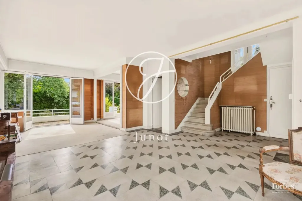 Elutuba - Character House with Garden in La Celle Saint-Cloud