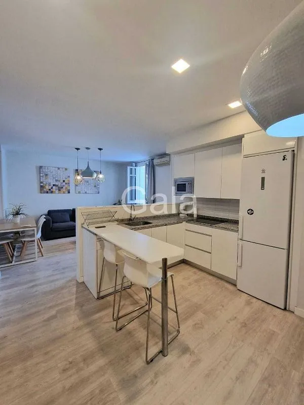 Köök - Modernised Flat with South Light in Trafalgar