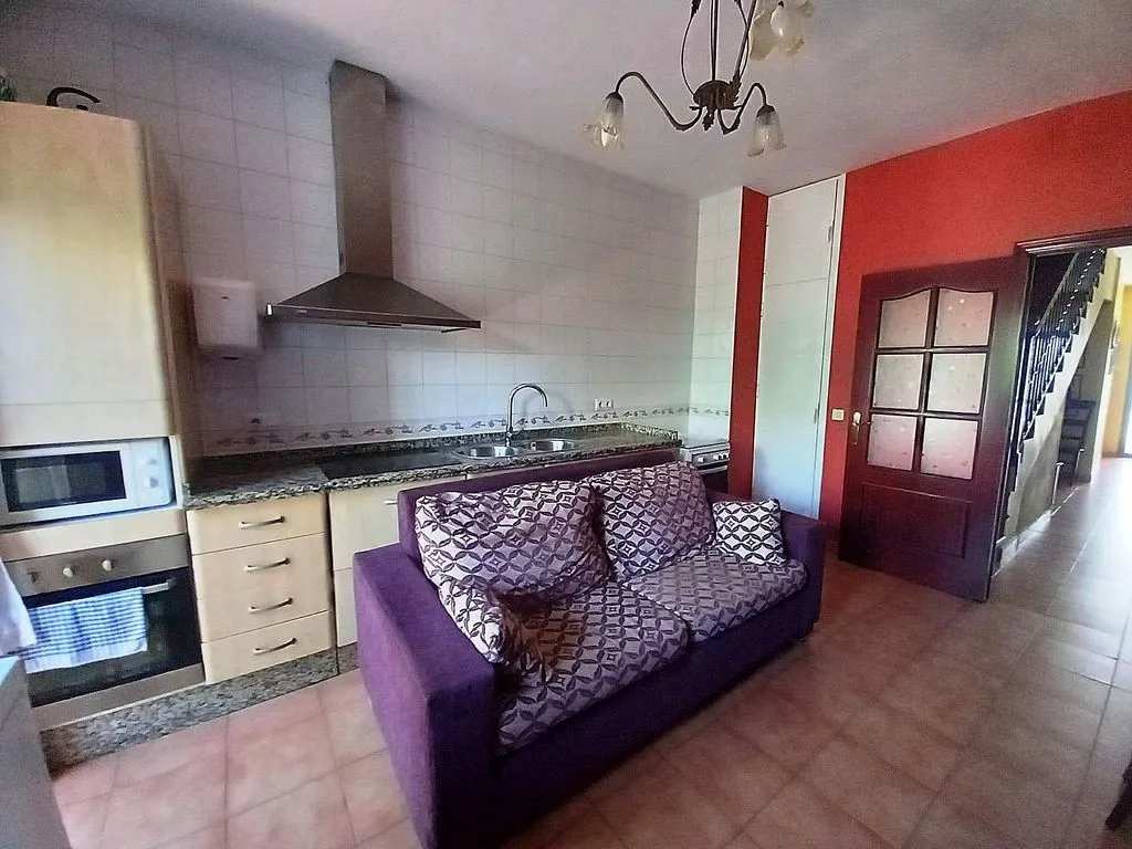 Cuisine - Semi-detached House with Balcony in El Pedroso
