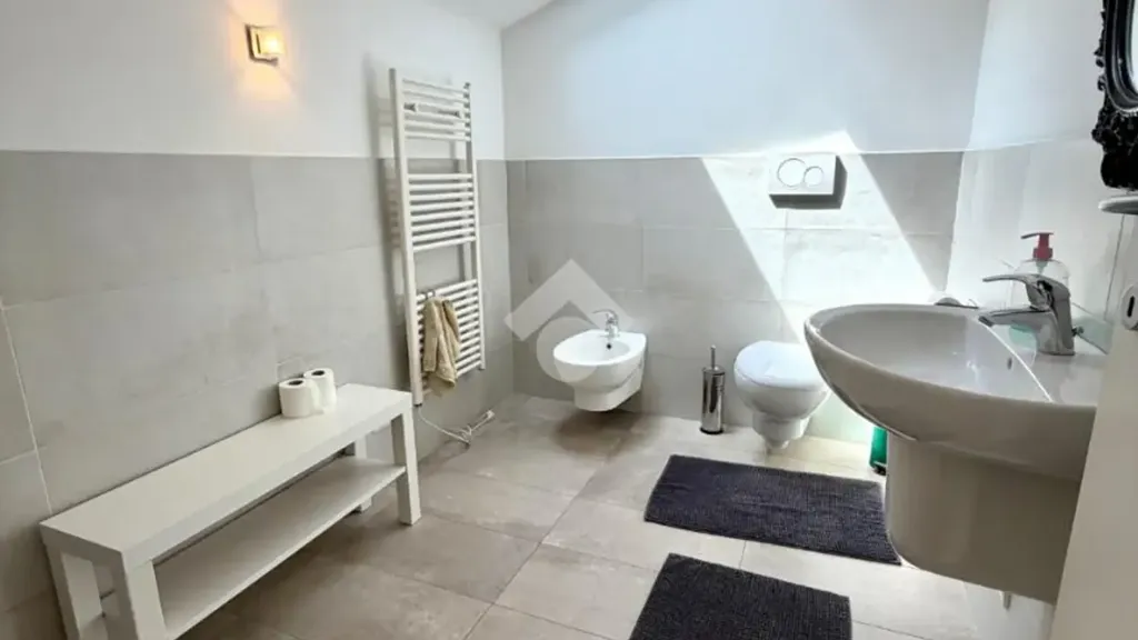 Bagni - Terraced House with Terrace in Padova