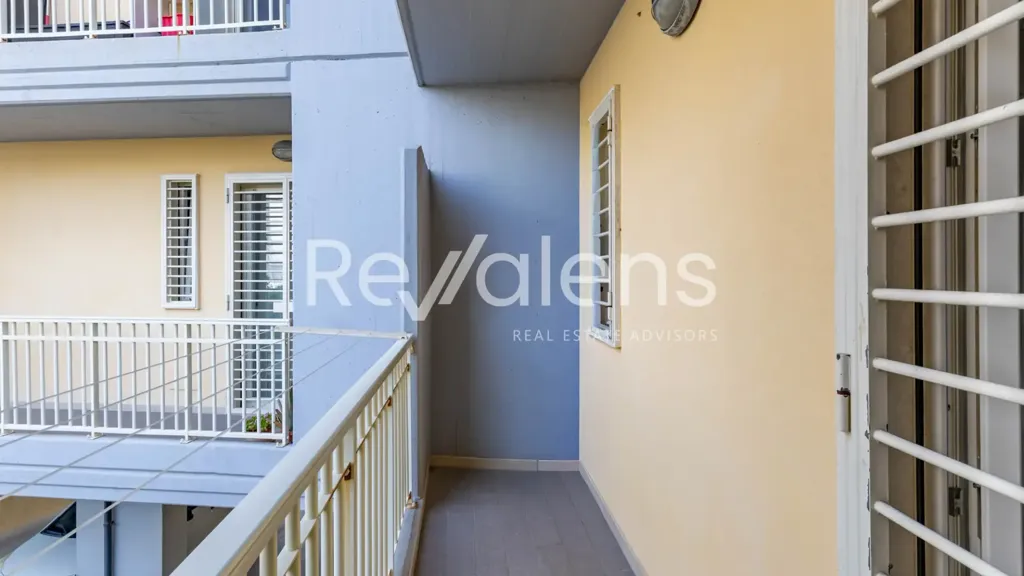 Balcon - Modern Apartment with Balcony in Bari