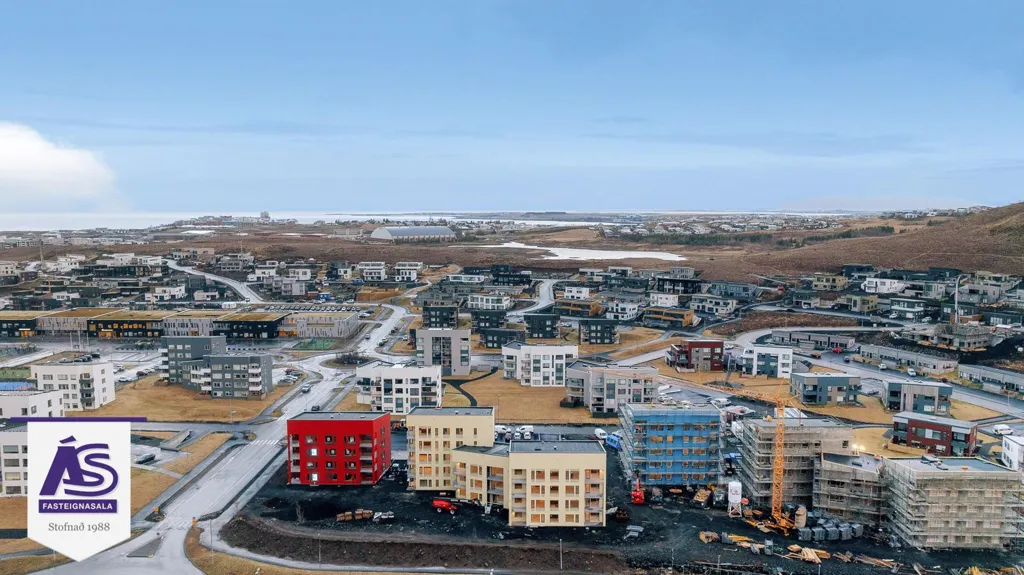 Vista aerea - New 2-4 Bed Apartments with Elevator in Skarðshlíð