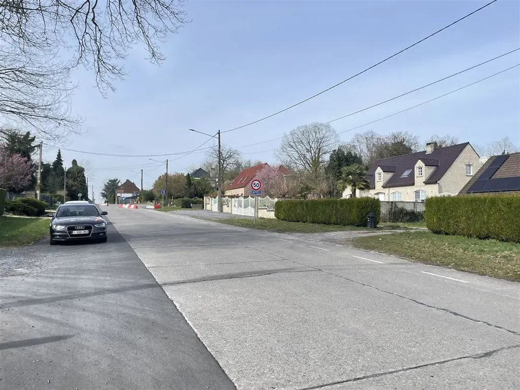 Välivaade - Buildable Plot with 21.5m Façade in Baudour
