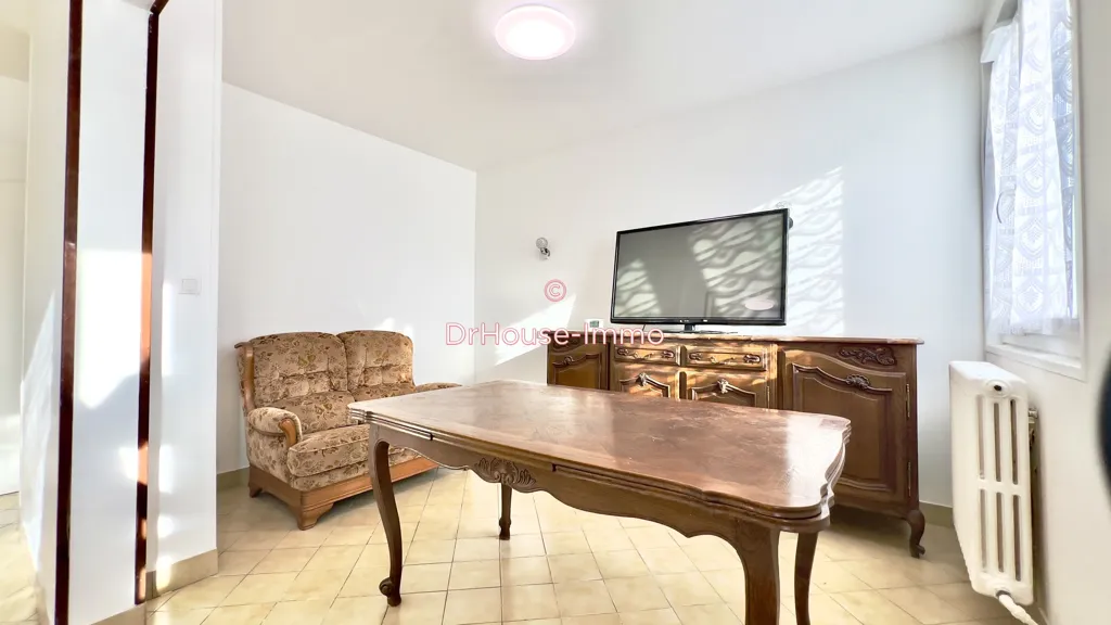 Söögituba - Ground Floor Flat with Private Garden in Saint-Martin d'Étampes