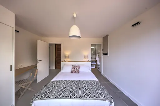 Bedrooms - Luxury Villa with Pool in Bonifacio