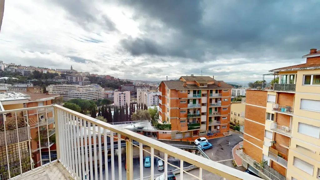 Balcon - Top Floor Flat with Panoramic Views in Perugia