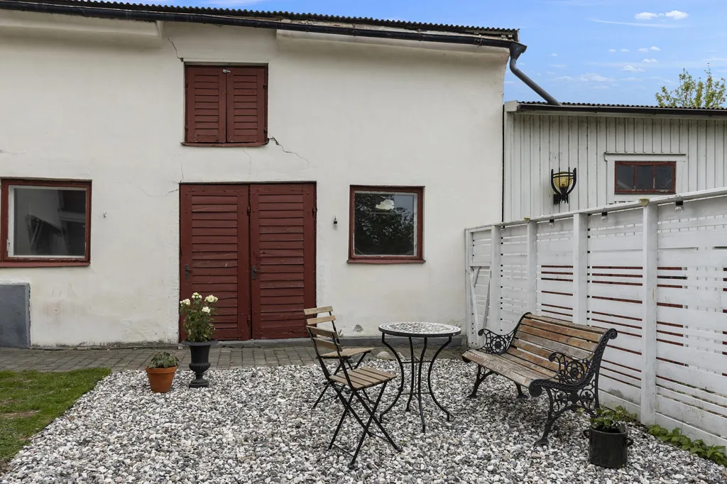 Giardino - Charming House with Historic Features in Old Town, Köping