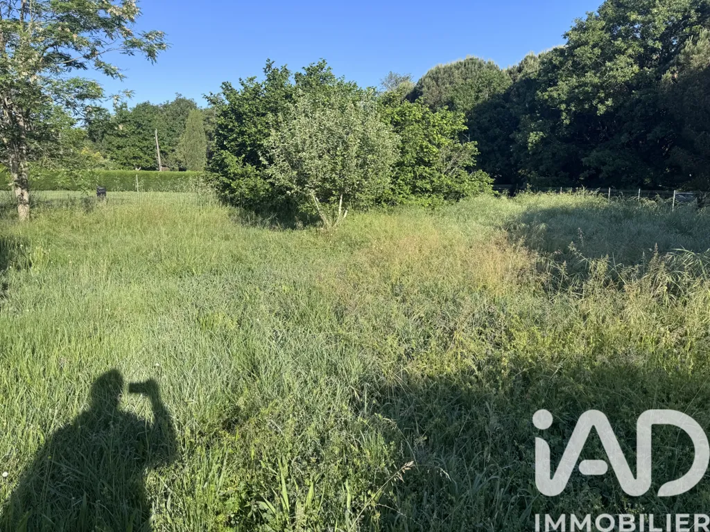 Aed - Viabilised Plot with Bucolic Setting in Léguevin