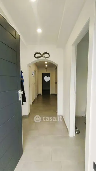 Hallway - Renovated Villa with Garden in Orsogna
