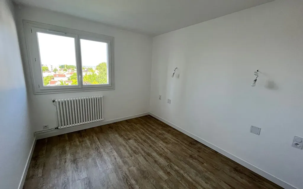 Pièces - Appartement T3 avec Balcon à Limoges