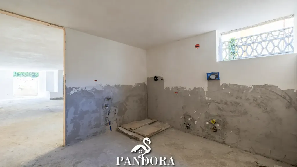 Toad - Rustic-Style Semi-Detached Villa with Terrace in Lonate Pozzolo