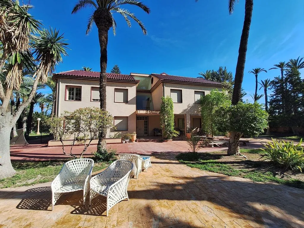 Välivaade - Detached House with Spa in Elche