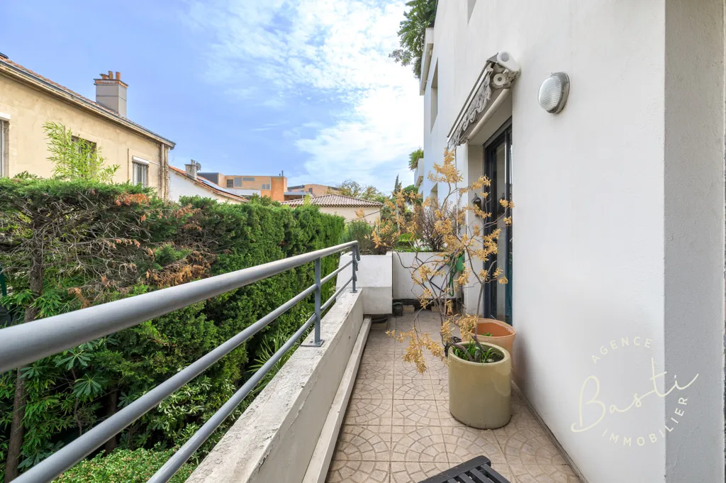 Balcon - Appartement 4 Pièces avec Terrasse Sud à Proximité de la Rue du Commandant Rolland