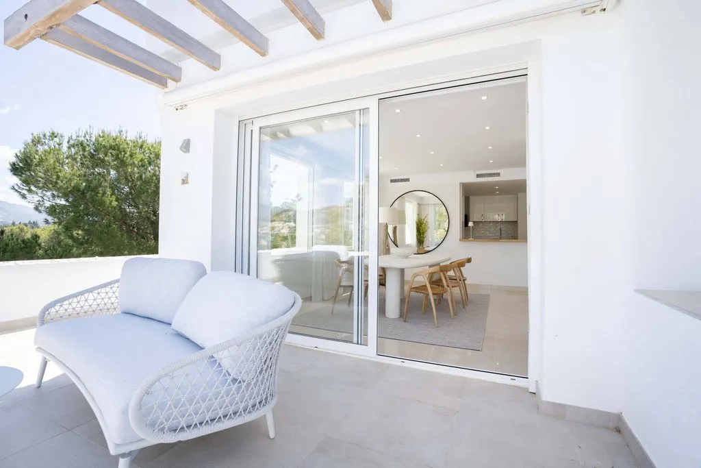Terrass - Penthouse with Golf Course Views in Marbella