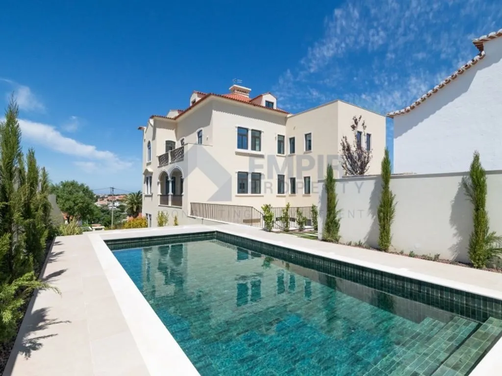 Piscina - Luxury Flat with Ocean Views in Monte Estoril