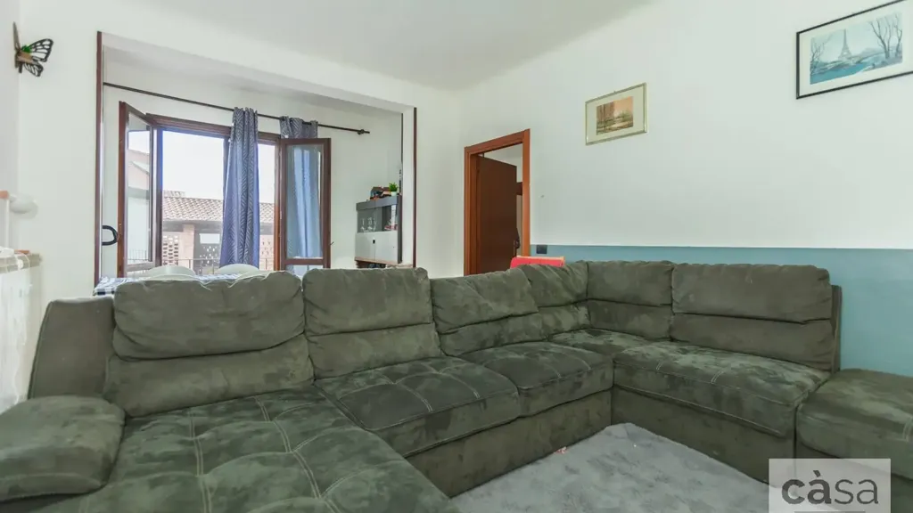 Séjour - Semi-detached Apartment with Balcony in Malnate