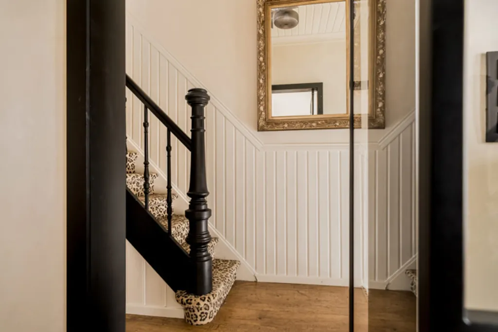 Stanze - Heritage House with Staircase in Antwerp