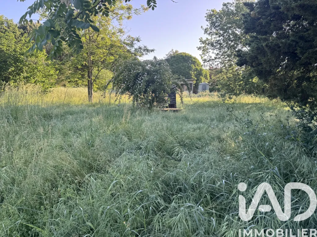 Aed - Viabilised Plot with Bucolic Setting in Léguevin