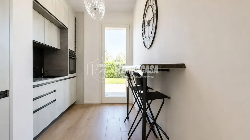 Cuisine - Modern Apartment with Private Garden in Vignola