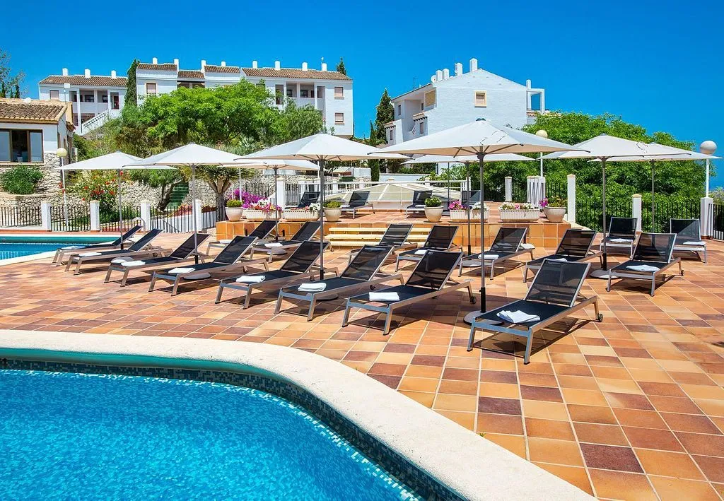 Bassein - Apartment with Pool and Terrace in Pego