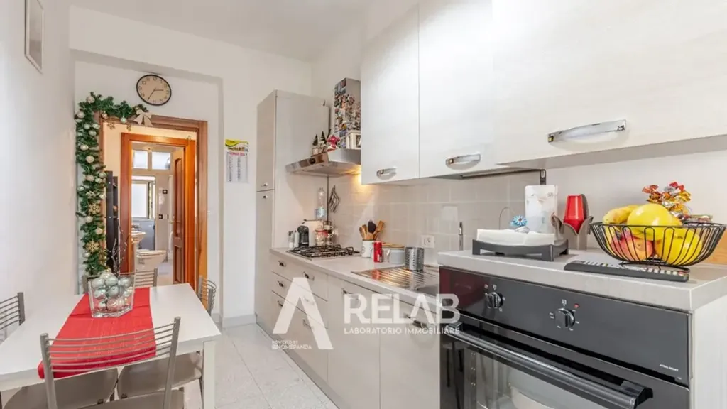 Cuisine - Bright Trilocale with Balcony in Appio Claudio, Rome
