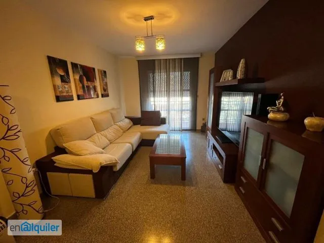 Séjour - Furnished Flat with Balcony in Almansa