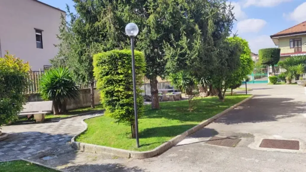 Aed - Duplex with Balcony in Maddaloni
