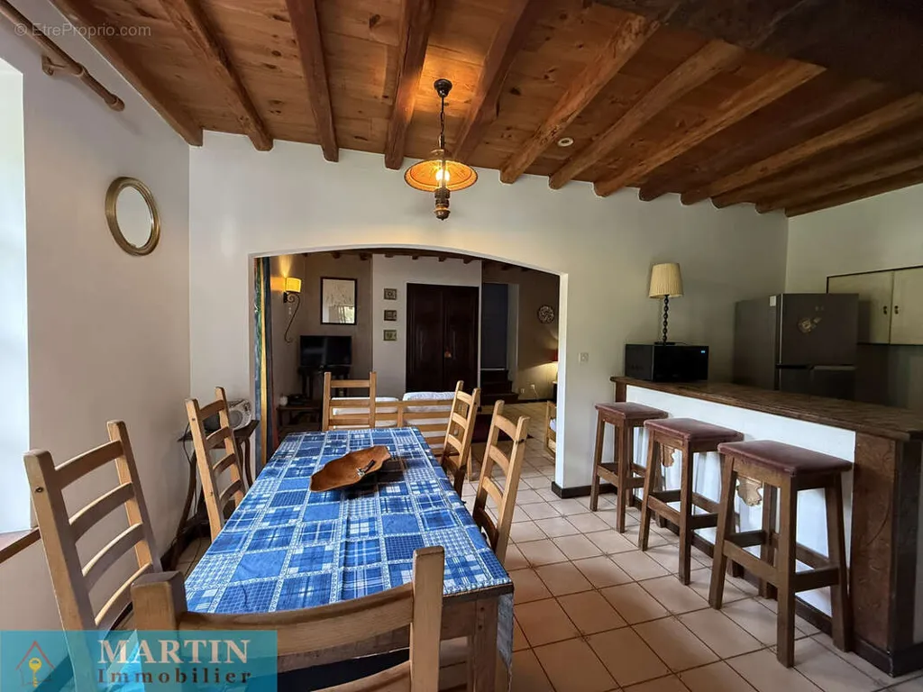 Sala da pranzo - Mas with River Access in Peaceful Hamlet